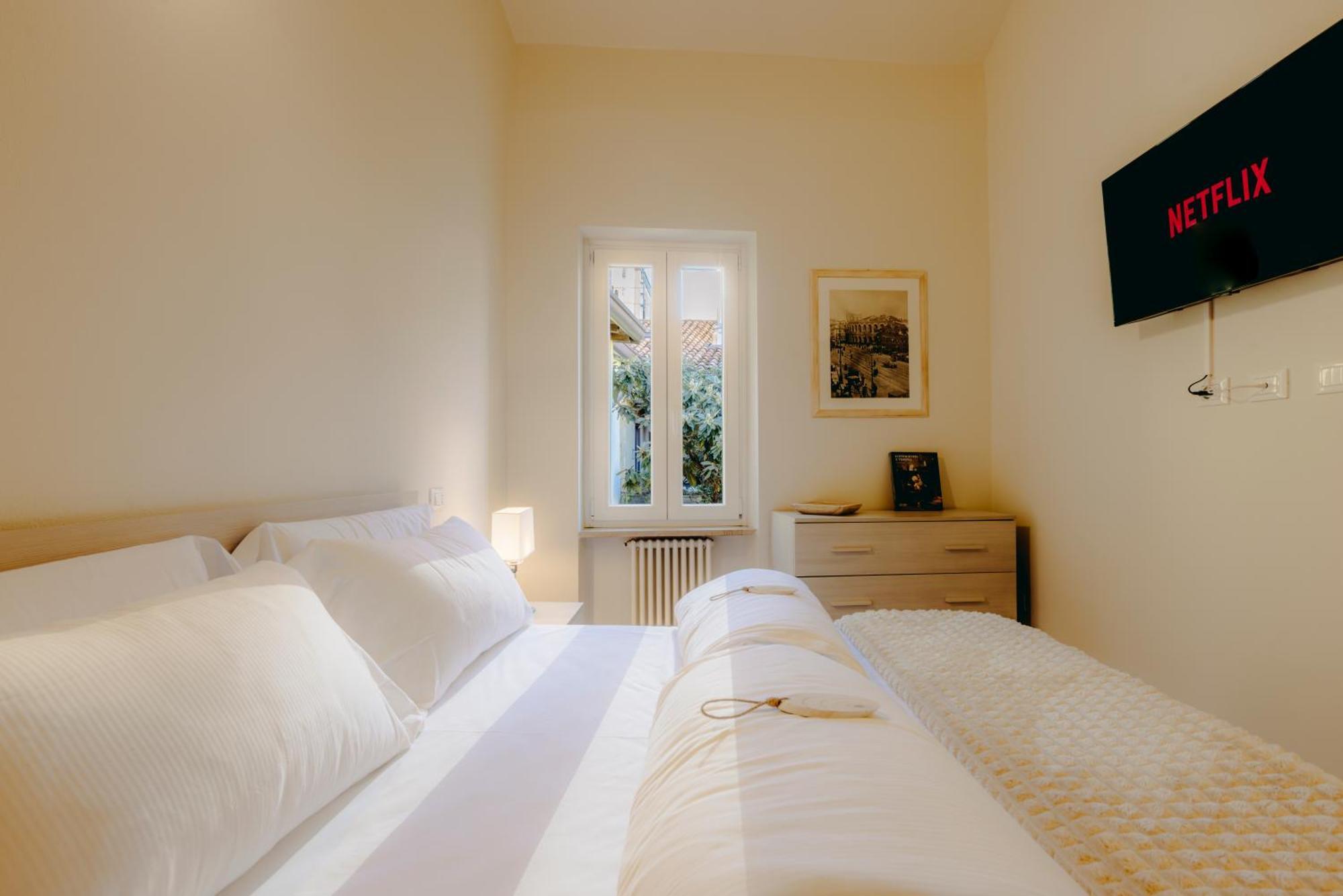 Eap Suites, Βερόνα Εξωτερικό φωτογραφία