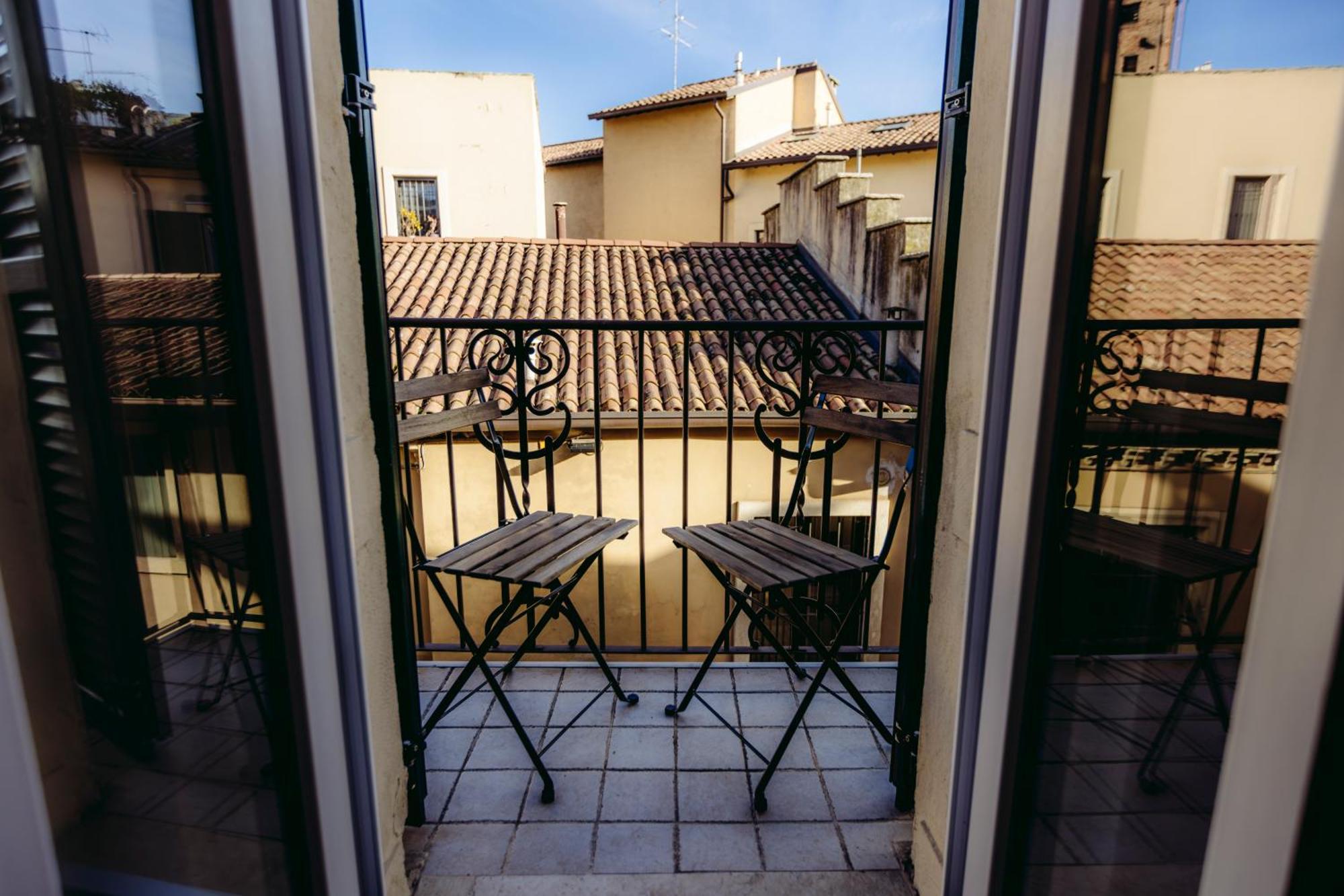 Eap Suites, Βερόνα Εξωτερικό φωτογραφία
